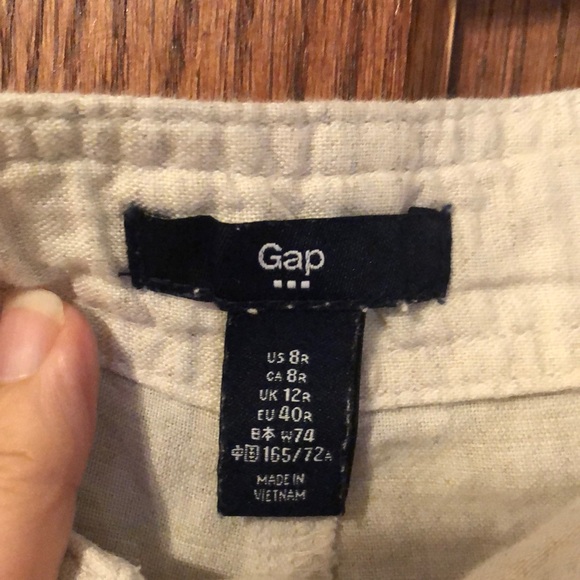 GAP Cream Ankle & Cropped Pants - Picture 2 of 5